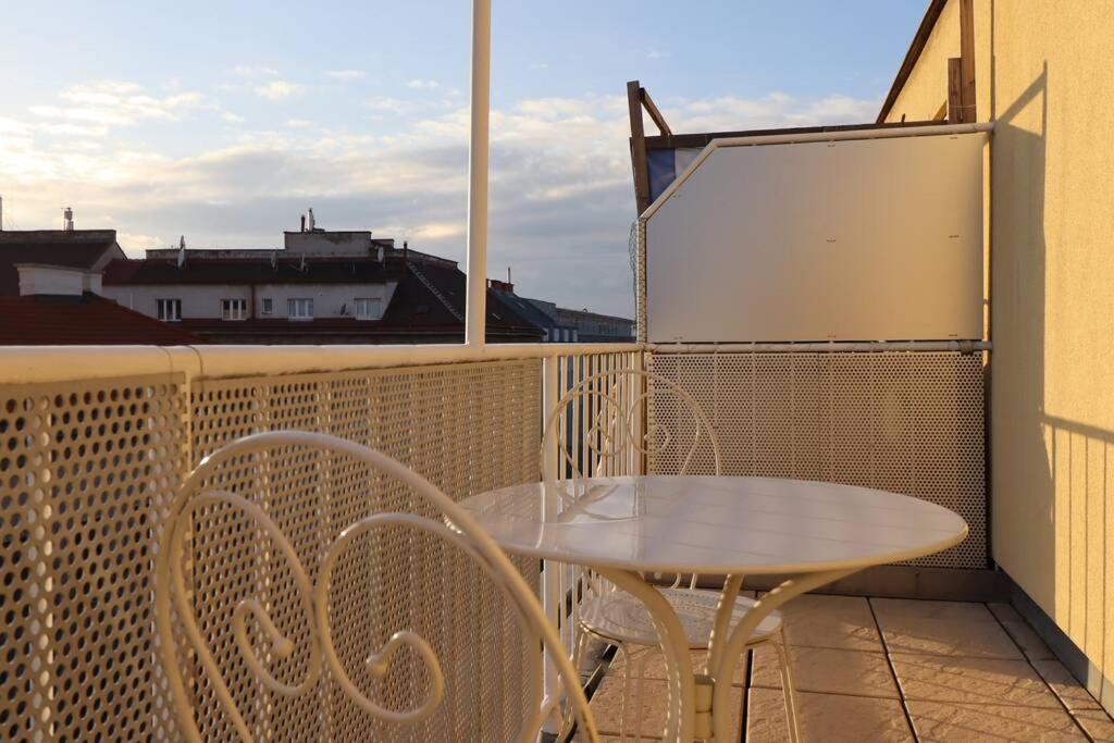 Brilliant View: Balcony Home, Modern, Stylish And Newly Renovated Vienna Luaran gambar